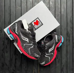 Keith Haring x Saucony ProGrid Triumph 4