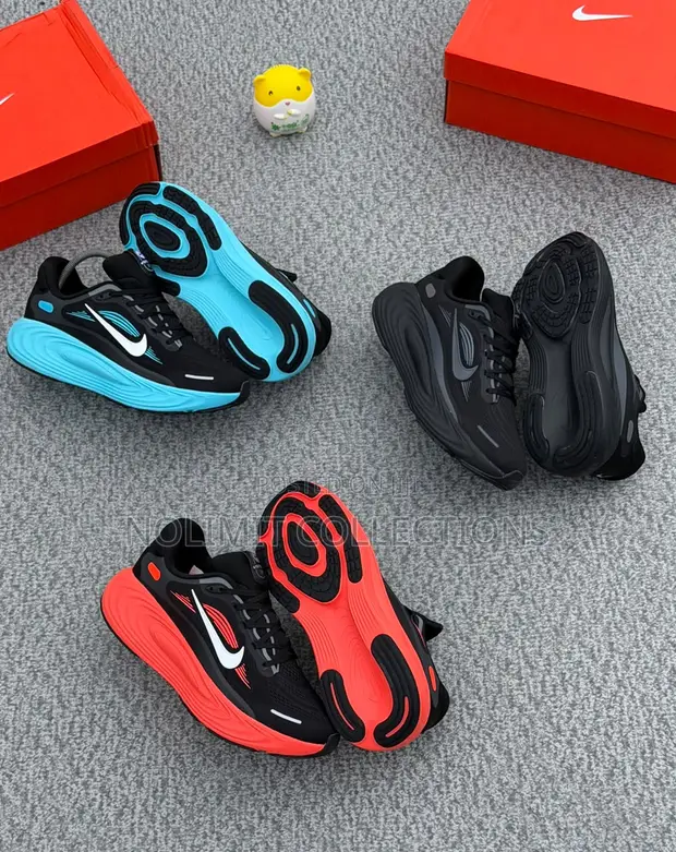 Nike Vomero Plus Sneakers - 1