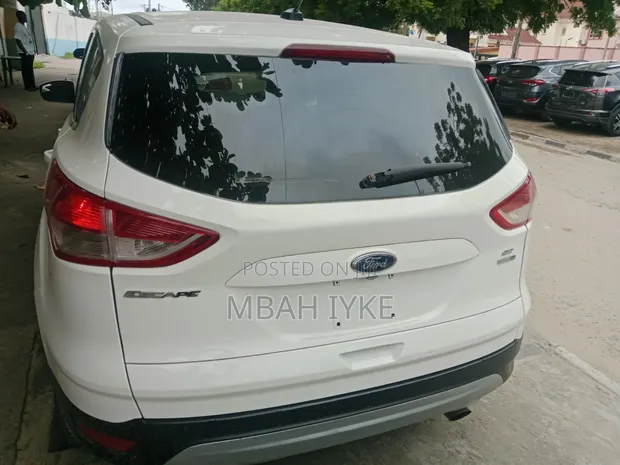 2013 Ford Escape SE White - 1