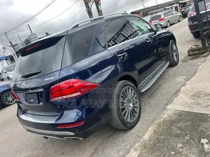 Mercedes-Benz GLE 350 2016 Blue
