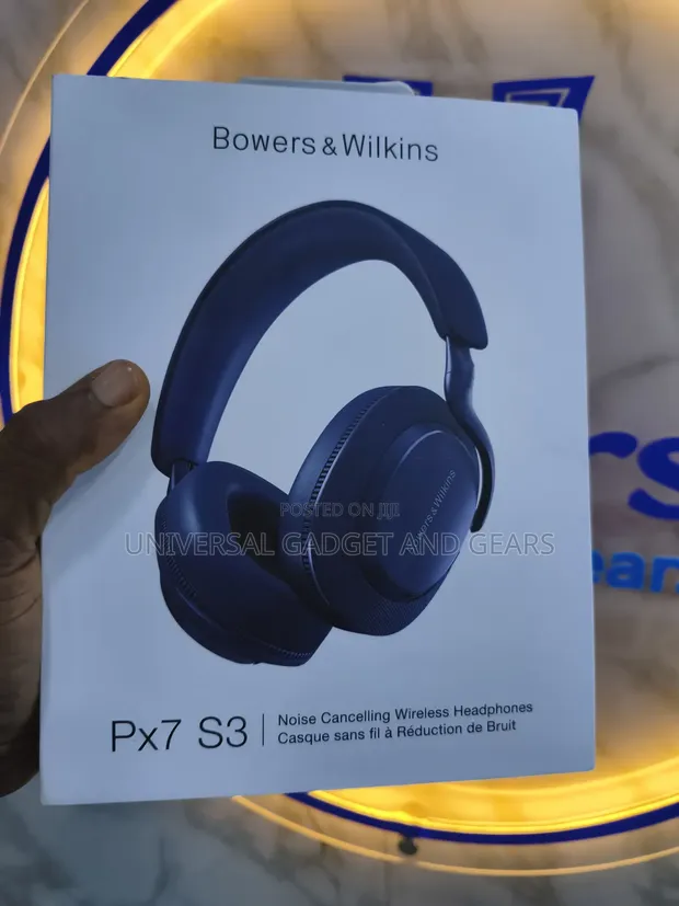 Bowers & Wilkins Px7 S3 Wireless Noise Cancelling Headphones - Frost Blue - 1