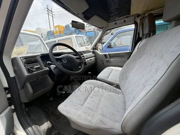 2005 Volkswagen Transporter T4 Bus - 1