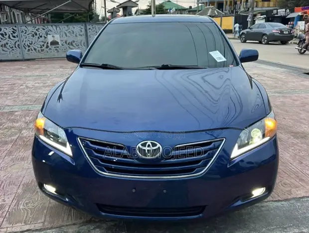 2008 Toyota Camry XLE V6 Sedan - 1