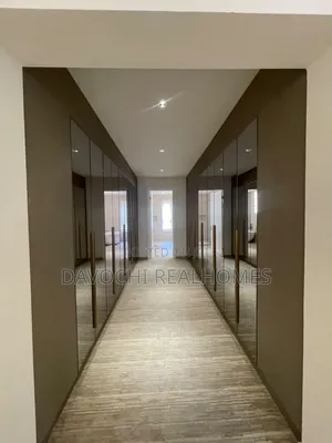 Babban Gidan 5 Bedroom Don Sawa a Banana Island, Ikoyi