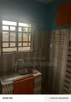 Gidan Studio Mai Cikakken kayan kwanciya don haya a Shadadi, Kuje