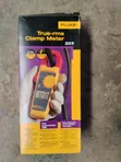 Fluke 323 Clamp Meter - 4