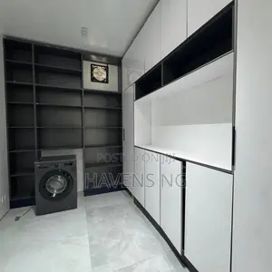5-Bedroom Duplex for Sale a Ikate, Lekki