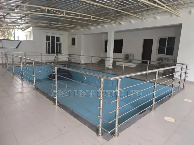 Furnished 5-Bedroom House with Guest Chalet in Asokoro - 1