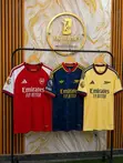 Arsenal Jerseyn Kwalita - Gida & Waje - 1