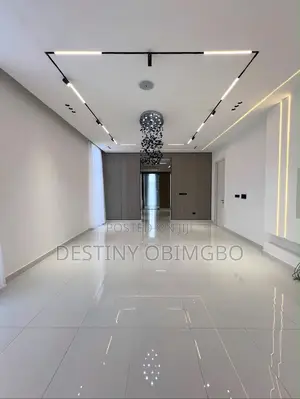 5-Bedroom Luxury Duplex with Pool & Cinema in Osapa London