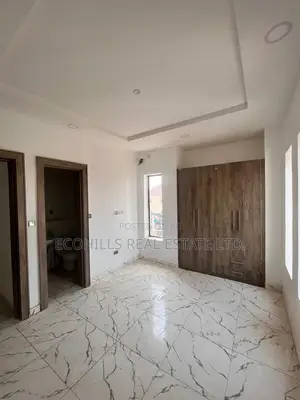 4-Bedroom Townhouse/Terrace in Utako for Sale