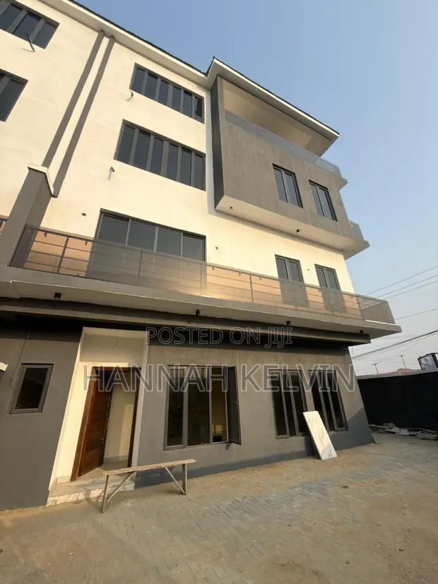 6-Bedroom Smart Duplex for Sale in Lekki - 1