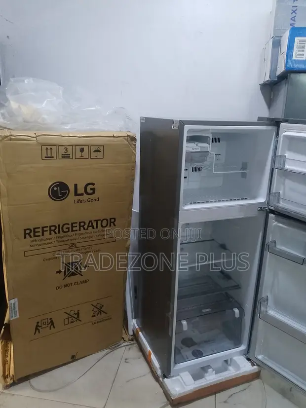 Premium LG GL-C252SLBB 260L Double Door Refrigerator - 1