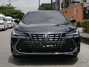 Toyota Avalon XLE 2022 Black