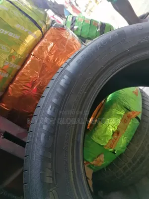 Michelin Primacy 4 Tires 235/55R19 105W