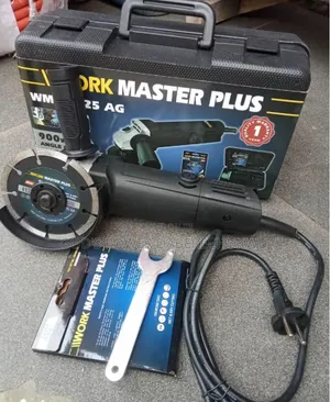 Work Master 900W Angle Grinder Kit