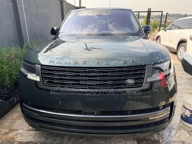 2023 Land Rover Range Rover Vogue P530 Autobiography - 1