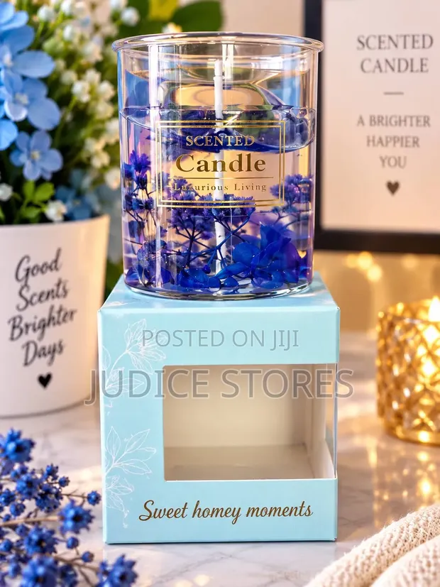 Luxury Scented Floral Candle - 1