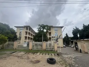 Plaza for Sale in Wuse 2