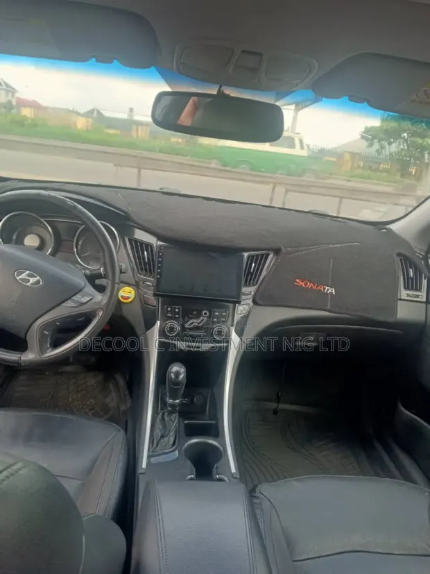 2012 Hyundai Sonata Limited Sedan FWD Black - 1