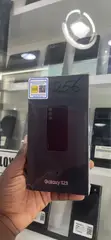 New Samsung Galaxy S23 256GB Green - 2