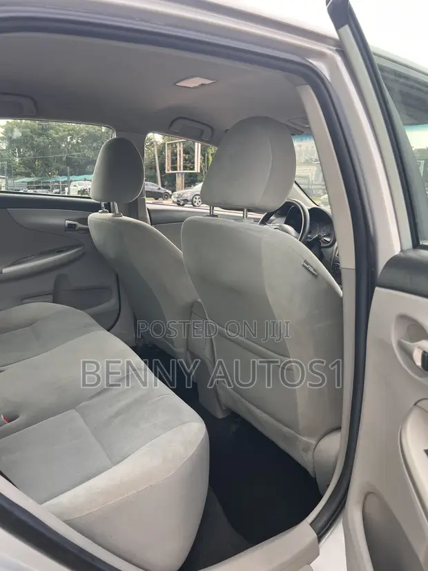 2013 Toyota Corolla LE Sedan - Foreign Used - 1