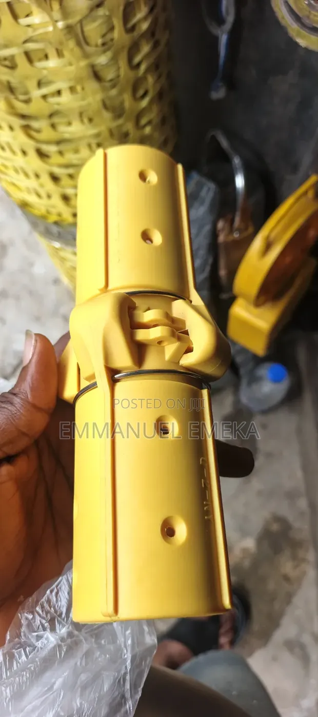 Sand Blasting Hose Coupling - Yellow Nylon - 1