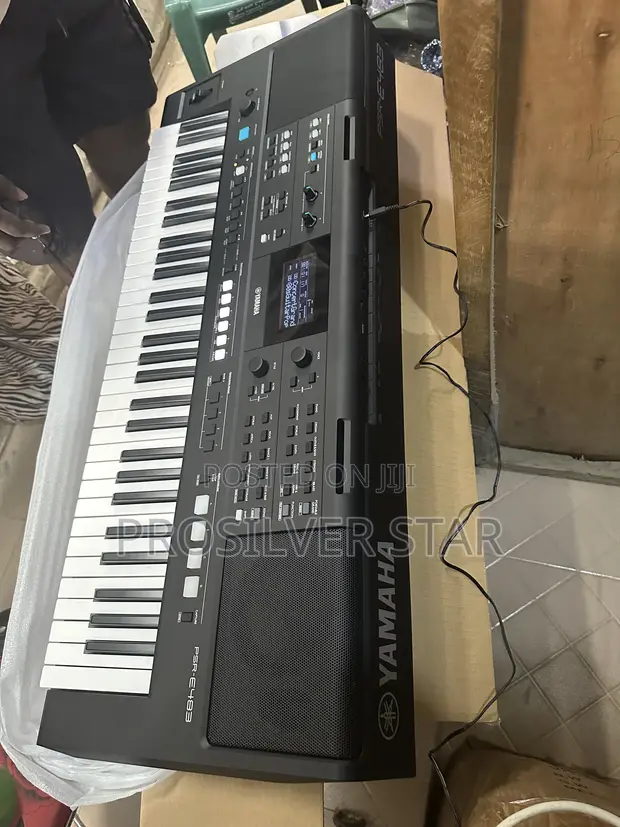 Yamaha Keyboard PSR-E483 - 1
