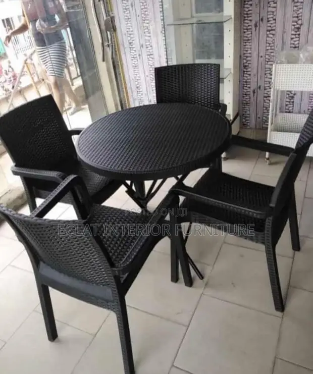 Round Foldable Table with Strong Plastic Chair - 1
