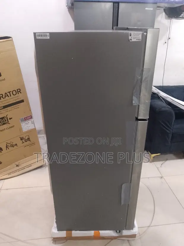 LG 260L Double Door Refrigerator with Inverter Technology - 1