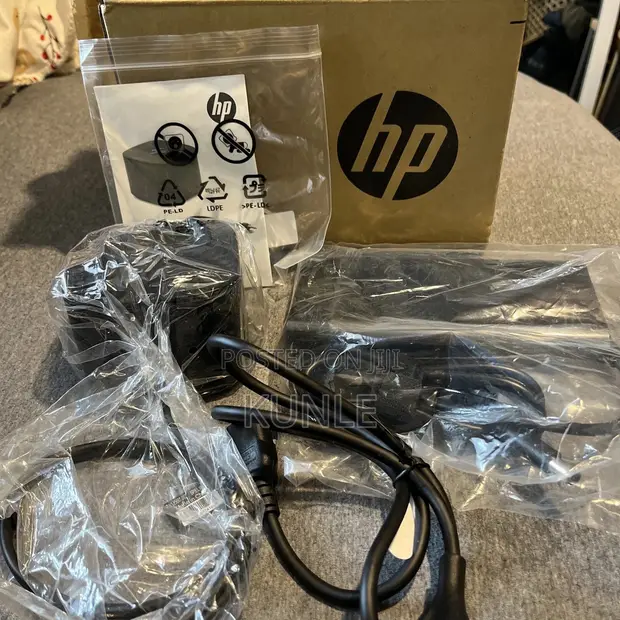 HP Thunderbolt Dock G2 with Combo Cable - 1