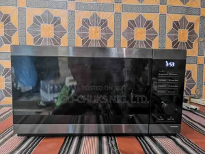 Samsung 32L Solo Microwave (UK Na Kadan Amfani)