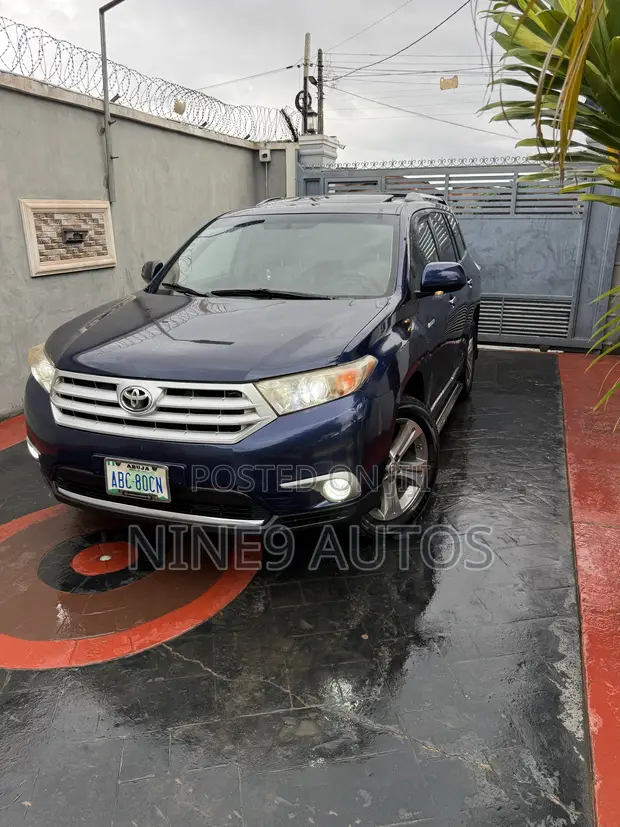 2011 Toyota Highlander Limited Blue - 1