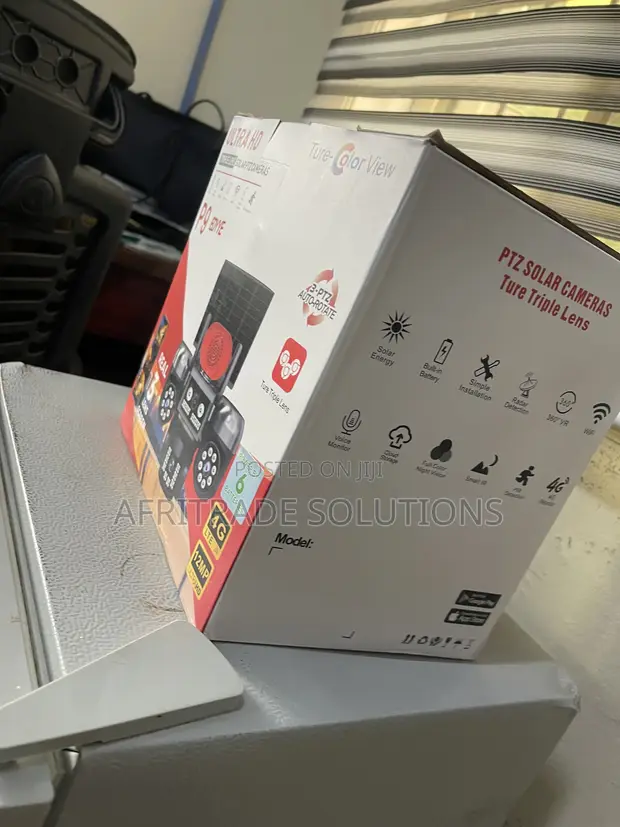 Solar PTZ Outdoor Camera Mai Gilashin HD Guda Uku - 1