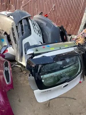 Cikakken Boot Hyundai Tucson 2020