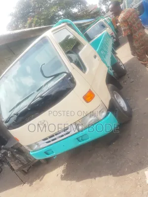 Toyota Dyna 150 Petrol Truck - 2002