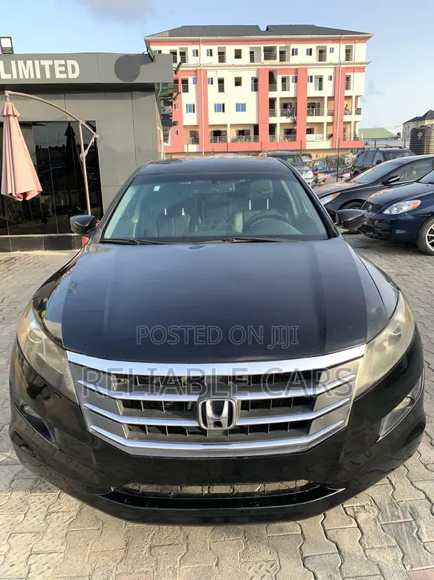 Honda Crosstour 2012 Black - 1
