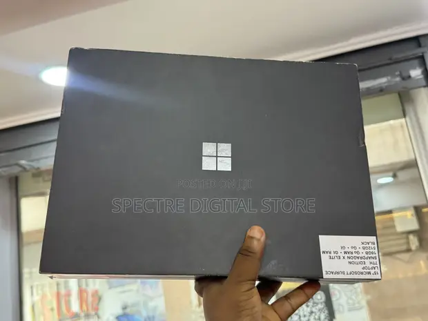 Microsoft Surface Laptop 13.8" 16GB RAM 1TB SSD Snapdragon X Elite - 1