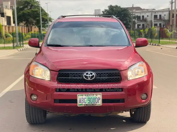 Toyota RAV4 2009 Red - 1