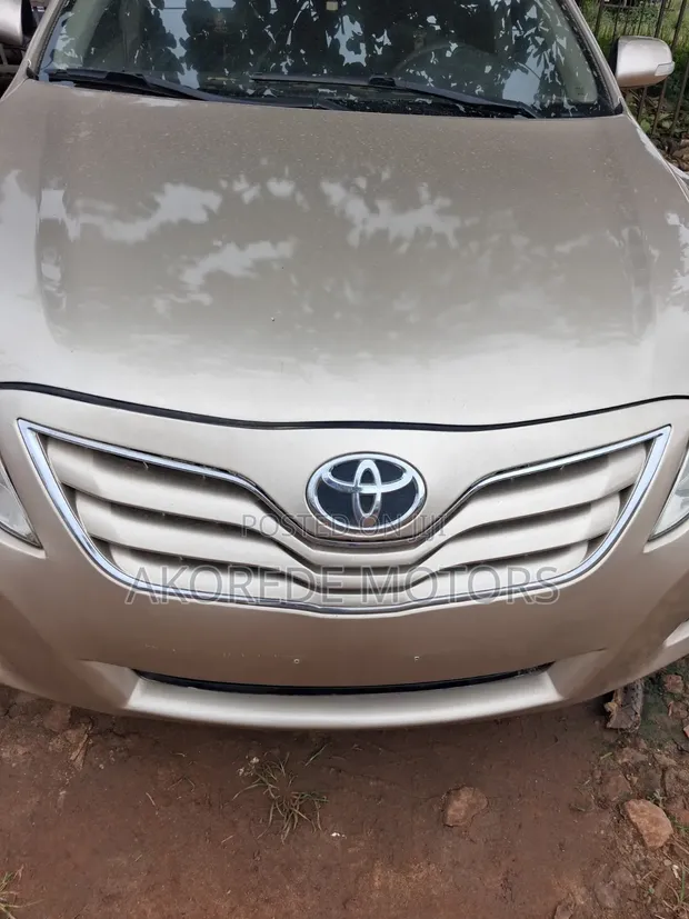 Toyota Camry 2007 Gold - 1