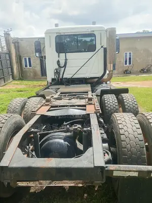 2005 Mack CX 600