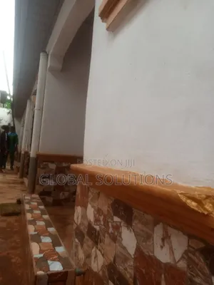 Dakin Kwana 1 da Parlour don Hayarwa a Ekwulobia, Aguata