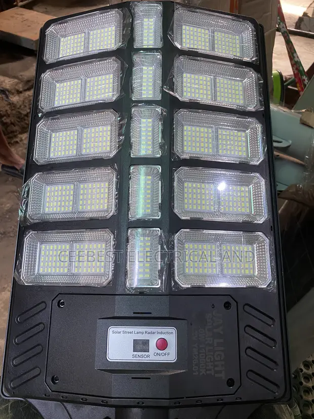 3000W Solar Street Light (25 Eyes) - 1