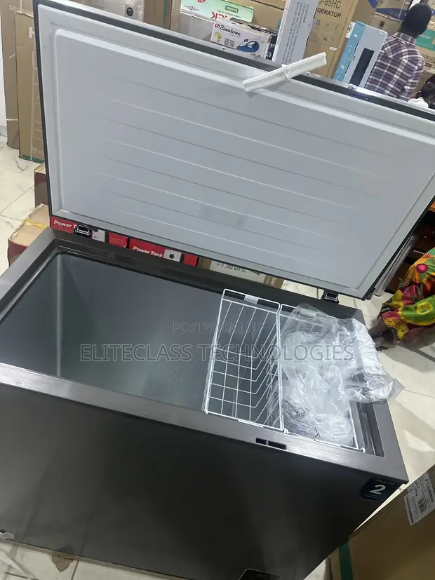 Hisense 250L Inverter Chest Freezer FC340SHI - 1