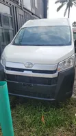 Toyota Grand HiAce 2002 White - 2