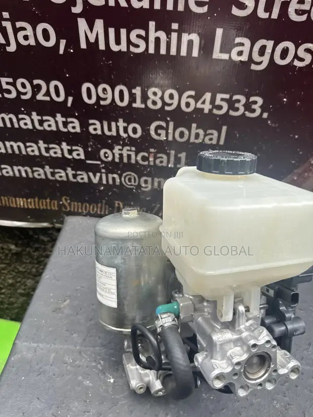 Lexus LX570 ABS Module Pump (2010-2015) - 1