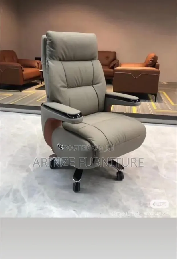 Boss Office Products Executive Director Chair - 1