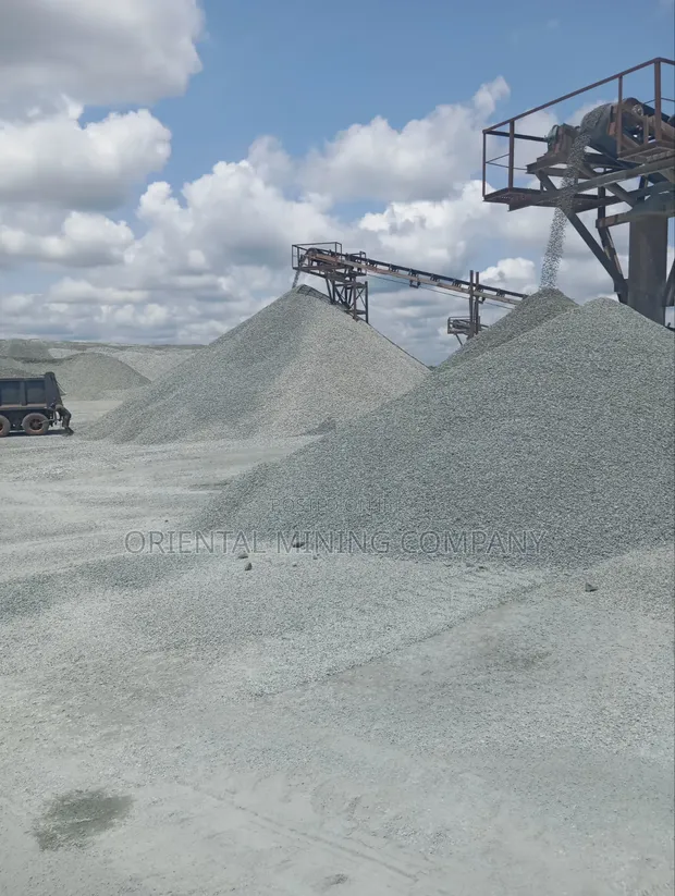 30 Tons 3/4 Granite Chippings - Direct Quarry Price - 1