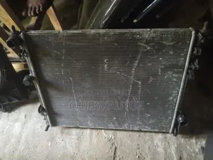 Mercedes-Benz GLE 2022 Radiator (Tokunbo)