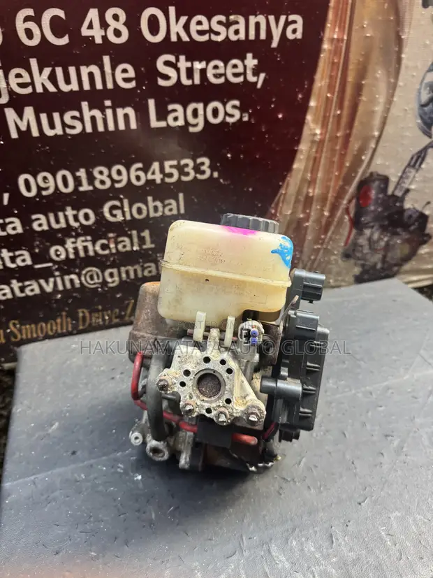 Toyota 4Runner 2006-2010 ABS Pump - 1